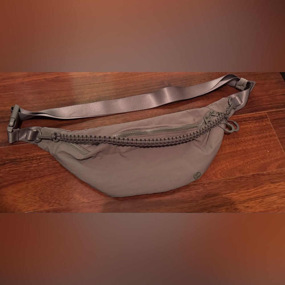 GAIAM Gray women Crossbody Bag